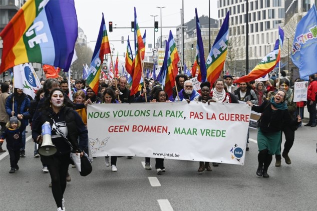 Thousands demonstrate in Brussels for peace in Ukraine