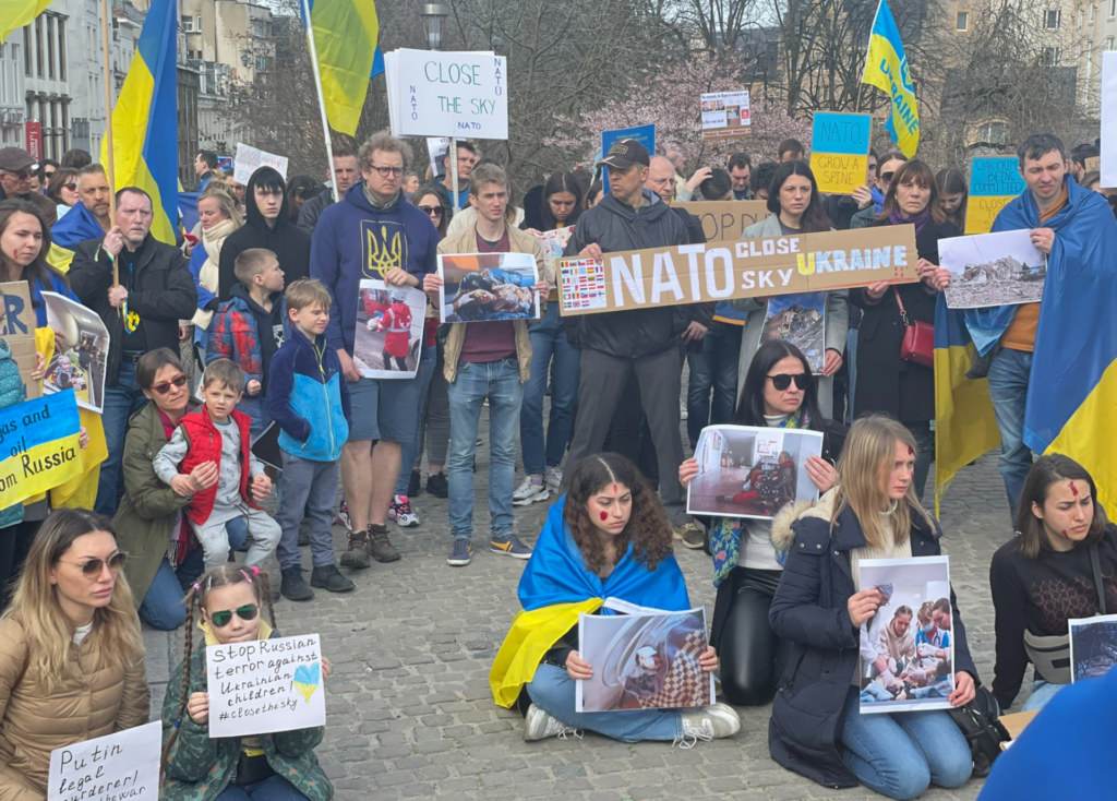 350 Brussels residents gather to protest the war in Ukraine