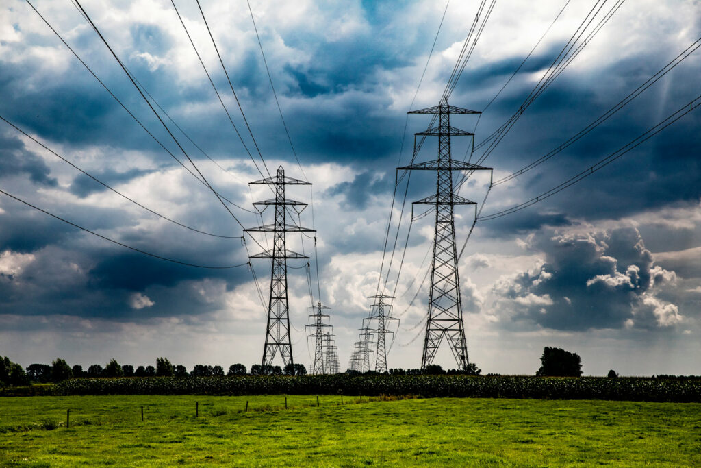 Commission says it is 'fully on track with energy crisis proposals'