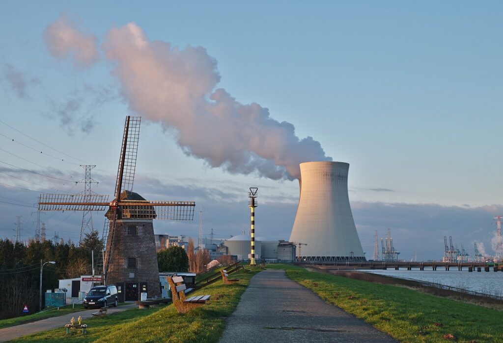 Nuclear watchdog association calls for urgent inspection of Doel 3