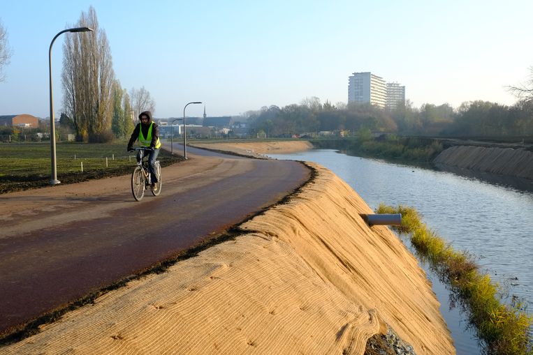Hidden Belgium: A wild ride on the Antwerp Ring cycle path