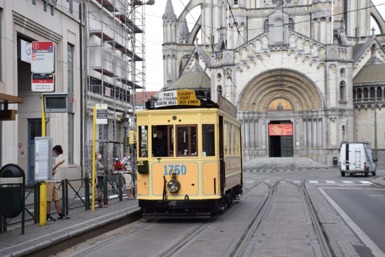 Retro tram rides return to Brussels for first time since pandemic