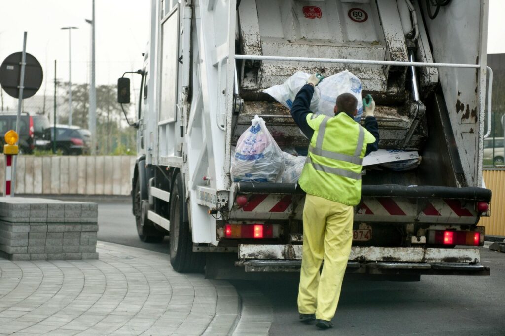 Fewer garbage collections? Mayors unhappy with 'Clean Brussels' plan