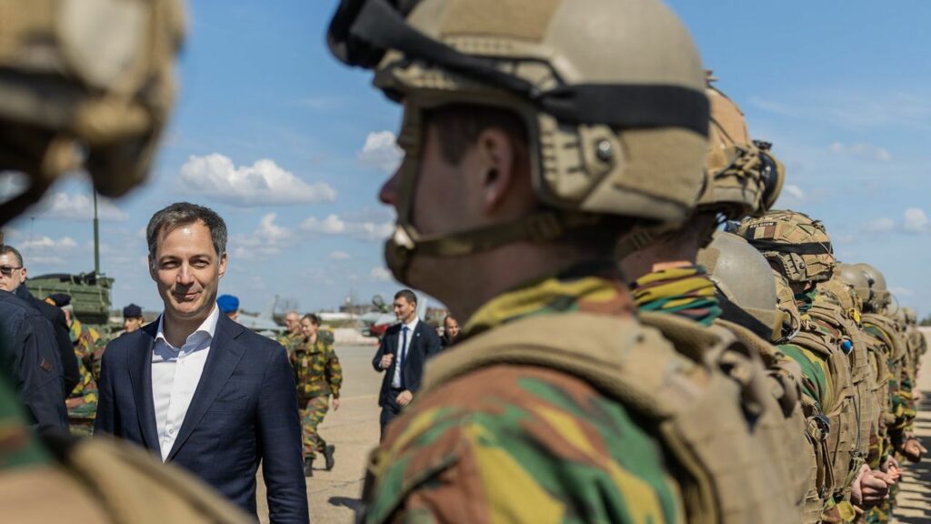 'We will defend ourselves': De Croo visits Belgian troops in Romania
