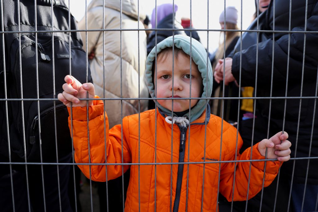 Arrival of Ukrainian children poses more challenges for Dutch-speaking schools