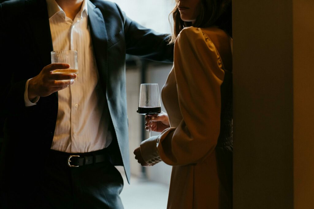 Dating in the City: Singles invited to mingle with social drinks this Saturday