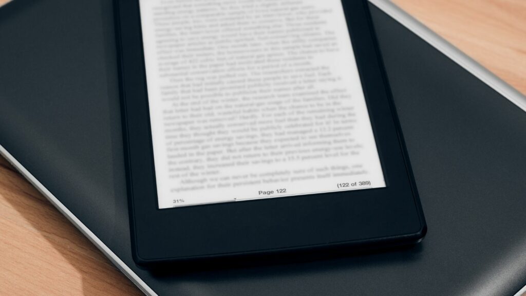 Apple hints at move to electronic ink screens