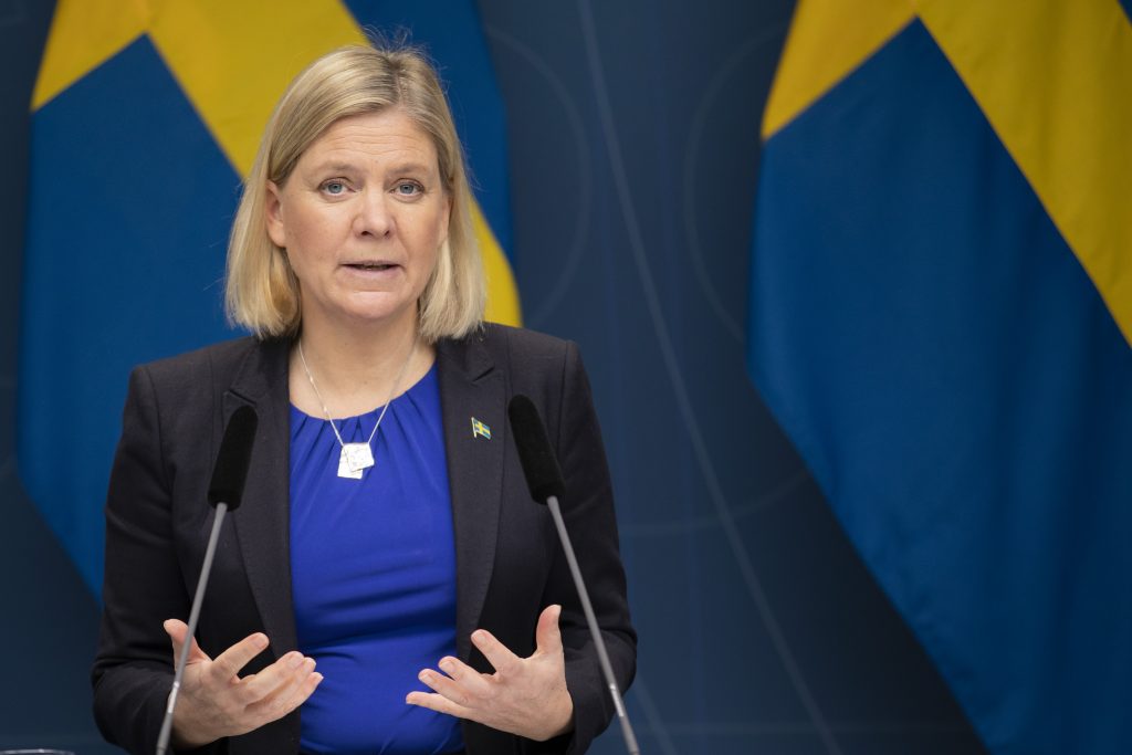 Sweden joins Finland in NATO membership bid