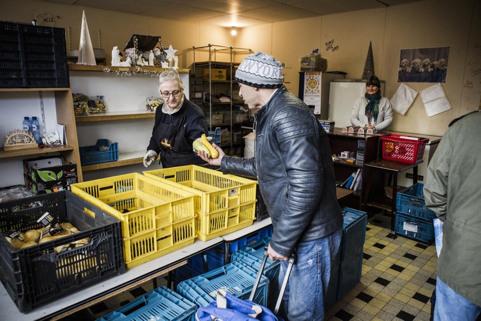 More middle-class people flock to food banks in Brussels