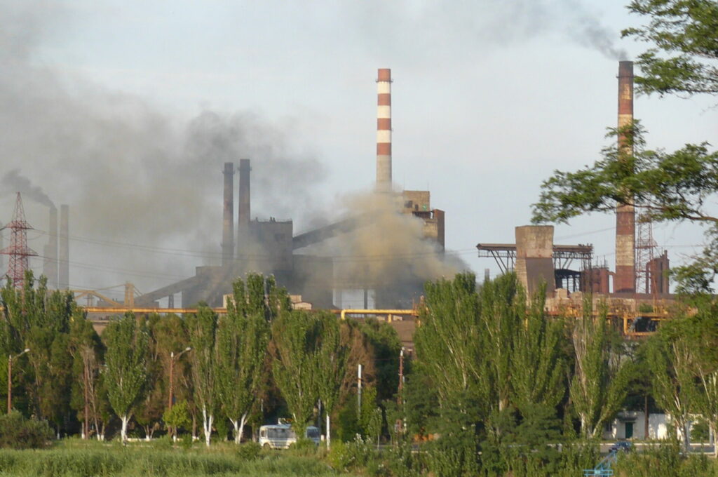 Mariupol: Russian forces enter Azovstal steel plant with civilians still trapped inside