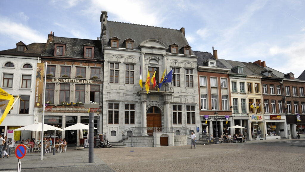 Police in Wallonia offer to check on holidaymakers' homes for burglars