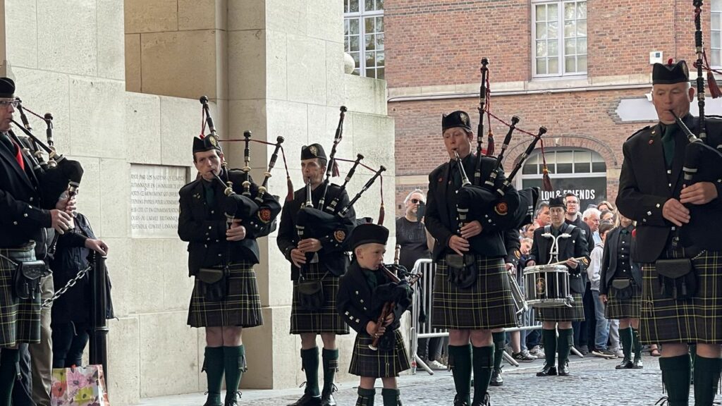 Boy (5) survives cancer and gets wish to play bagpipes under Menin Gate in Ypres