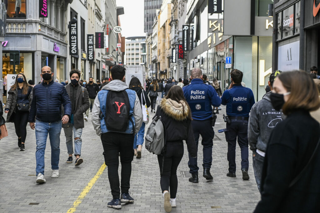 Brussels supports city's shopowners with 'Local Friday' actions
