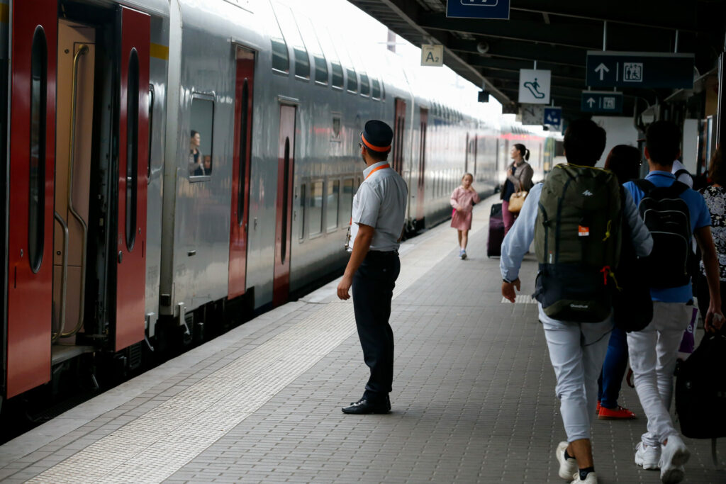 Trains back on the tracks after 24-hour strike