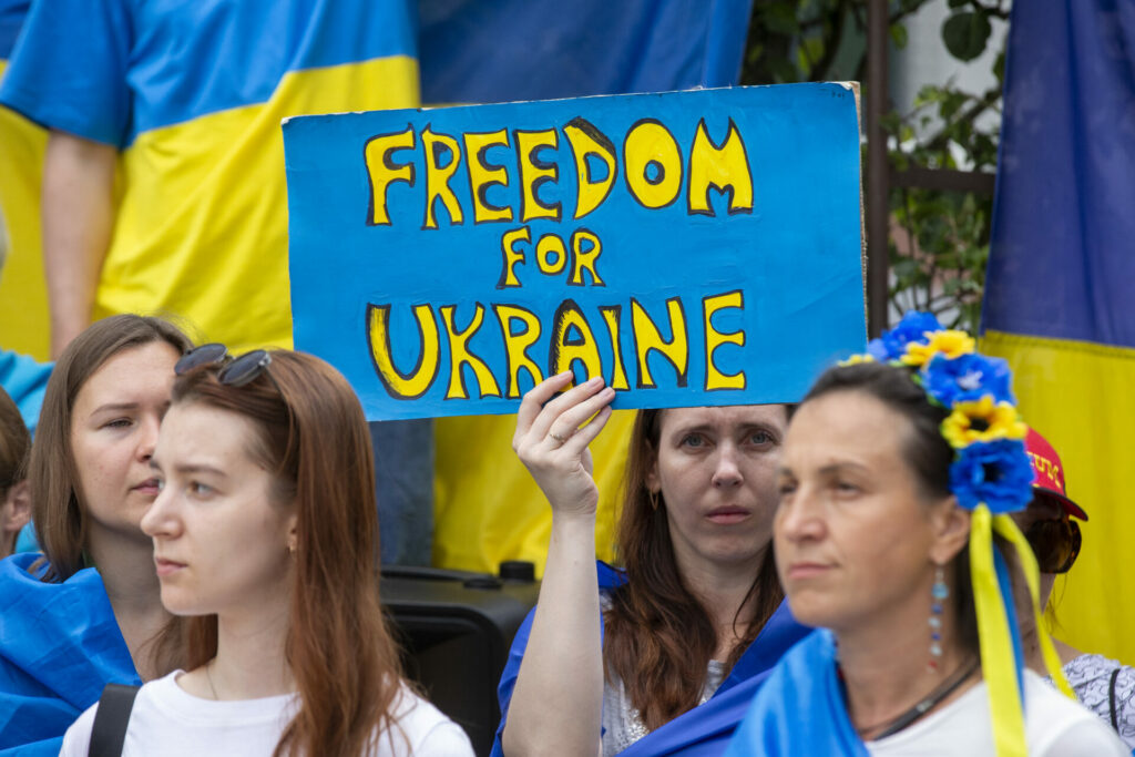 Ukraine and Moldova given official EU candidate status