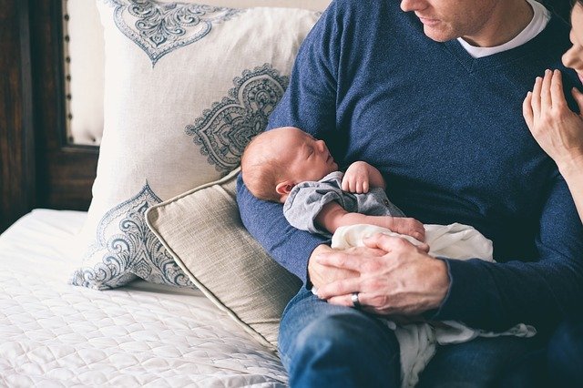 Fathers who take paternity leave less prone to postpartum depression