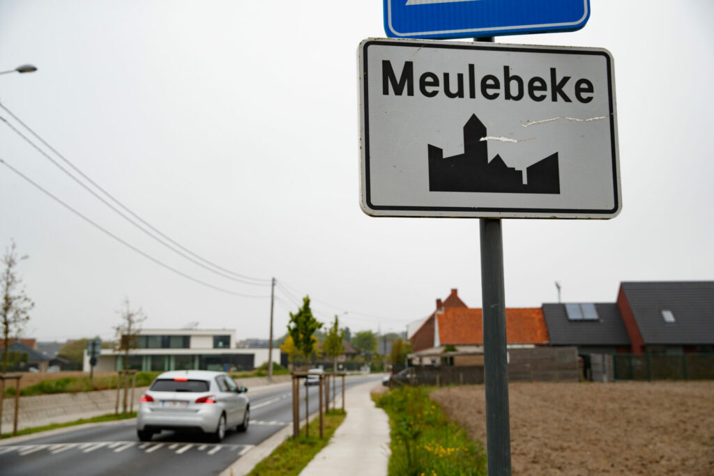 Flemish councillor dies after being run over by car in Meulebeke