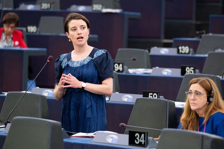 MEPs demand the inclusion of right to abortion in EU Charter of Human Rights