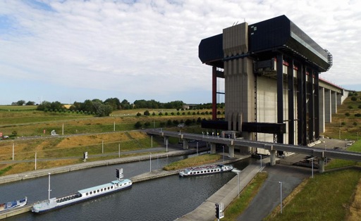 Europe's largest boat lift to celebrate 20th anniversary in September