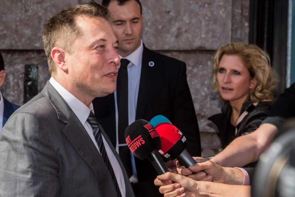 Elon Musk pulls out of Twitter takeover deal