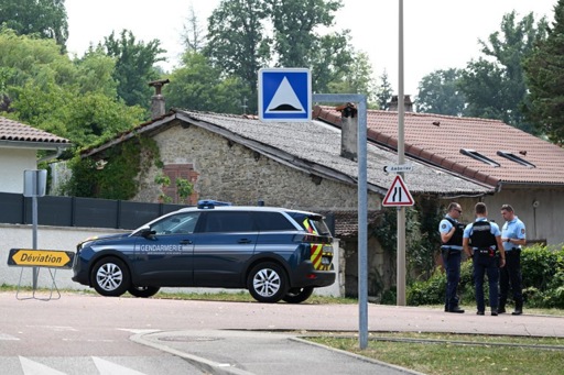 French police kill man suspected of killing five family members