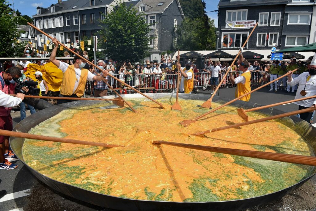 Belgian Brotherhood of the Giant Omelette celebrates 25th anniversary