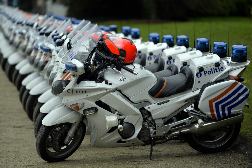 Arrests and police injury at Hainaut urban rodeo
