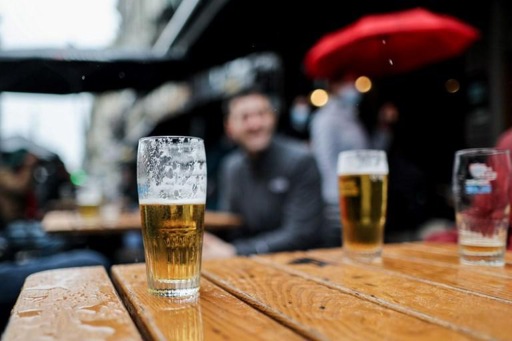 Café owners appeal to Council of State against VAT decree