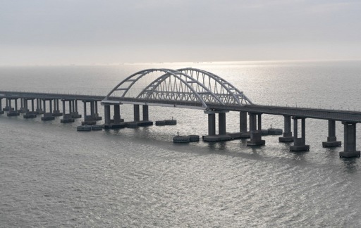 Ukraine threatens to dismantle 'illegal' bridge linking Russia to Crimea