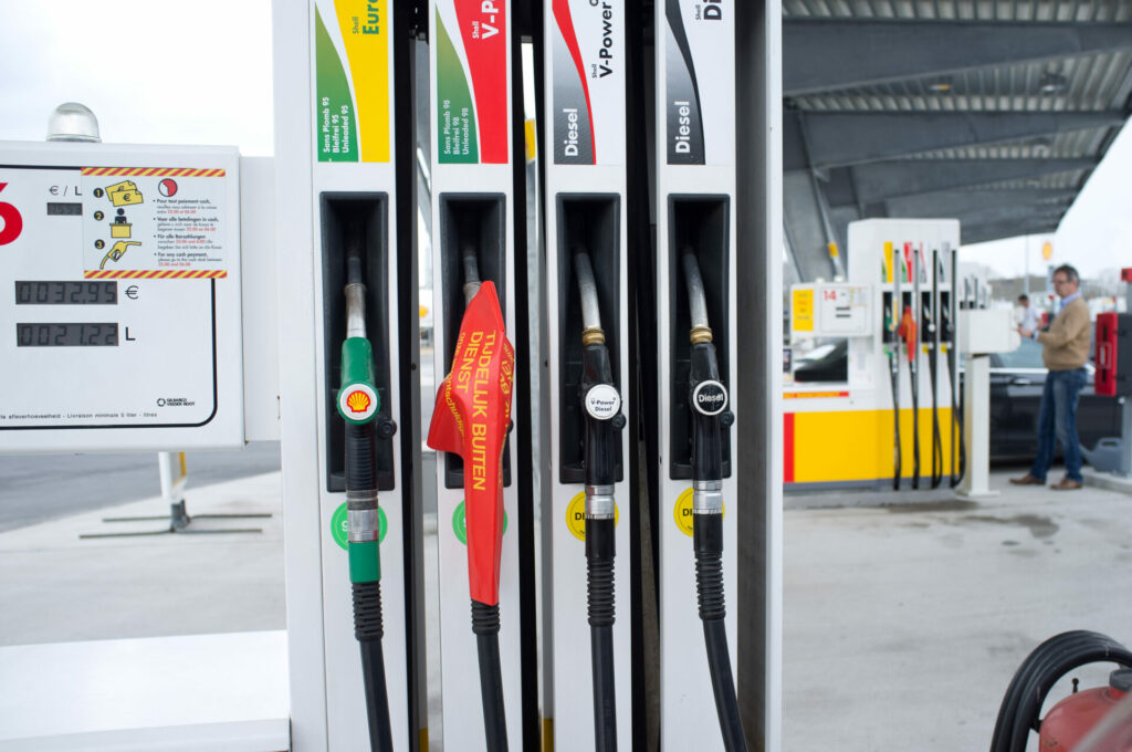 Lowest petrol price since December last year