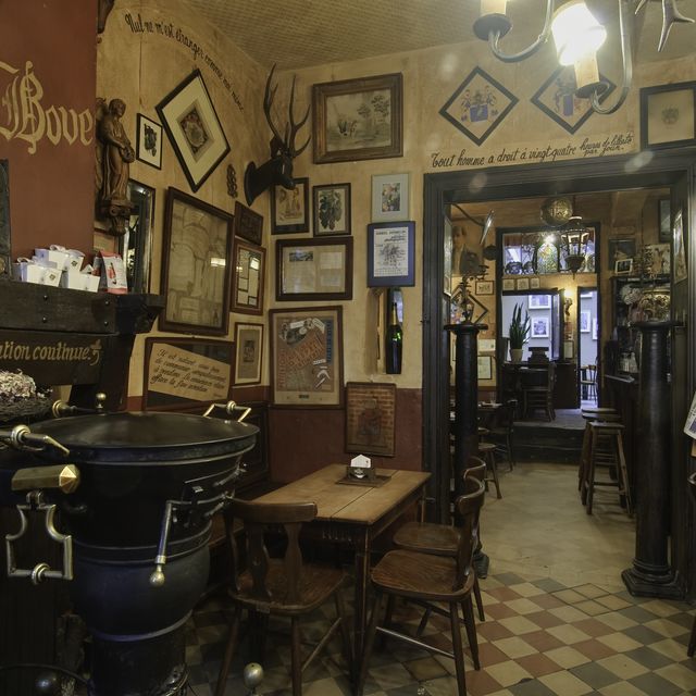 Historic Brussels café in bankruptcy