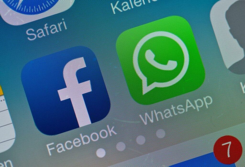 People will soon be able to 'leave WhatsApp groups silently'