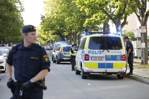 Bomb found in bag during busy culture festival in Stockholm