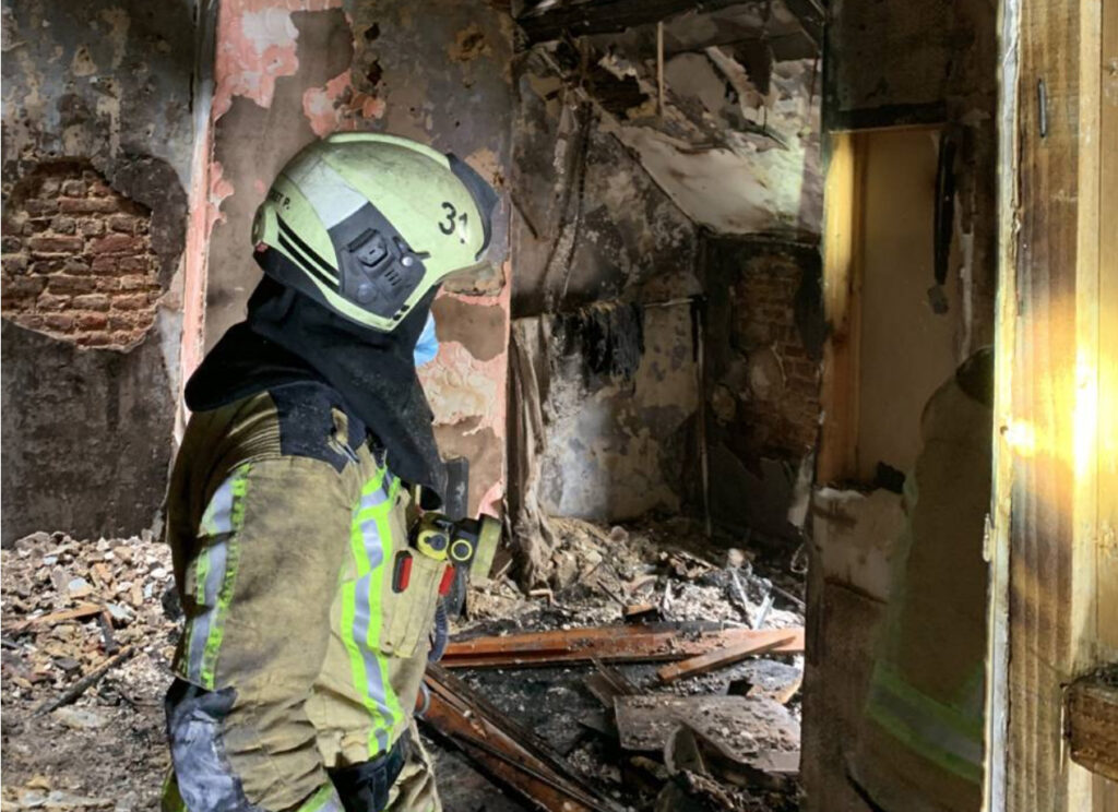 Building damaged following fire in Anderlecht