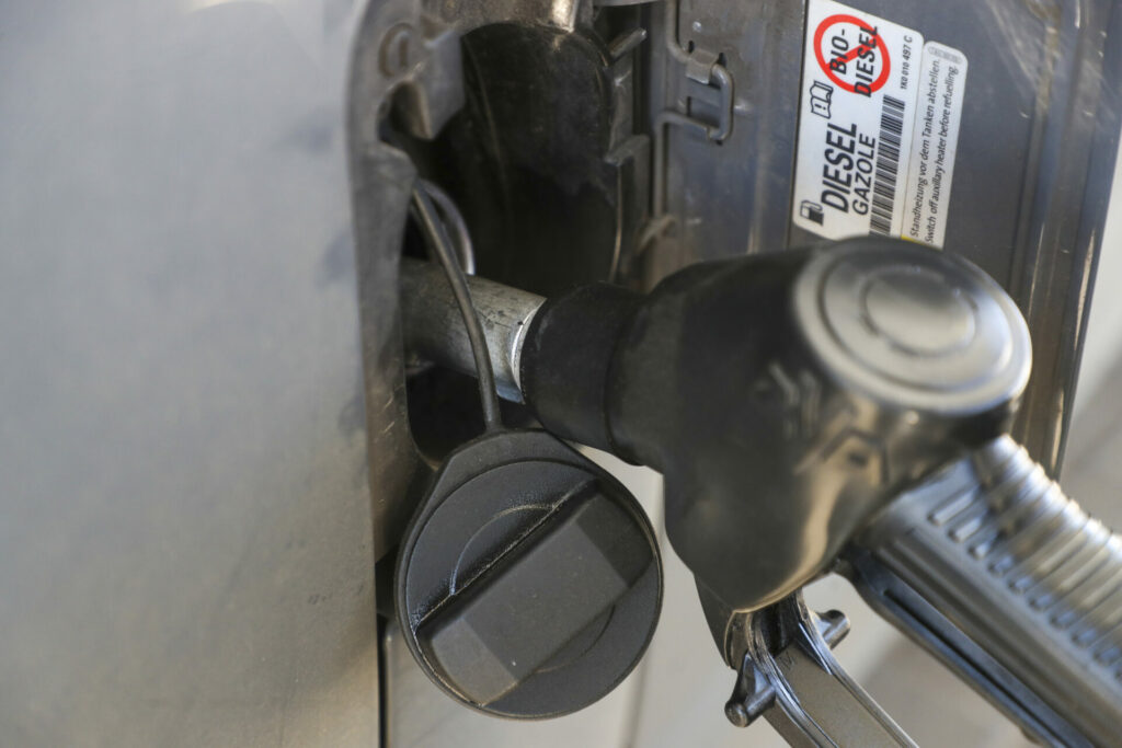 End of Belgian 'tank tourism': France implements new system for cheaper fuel at the pump
