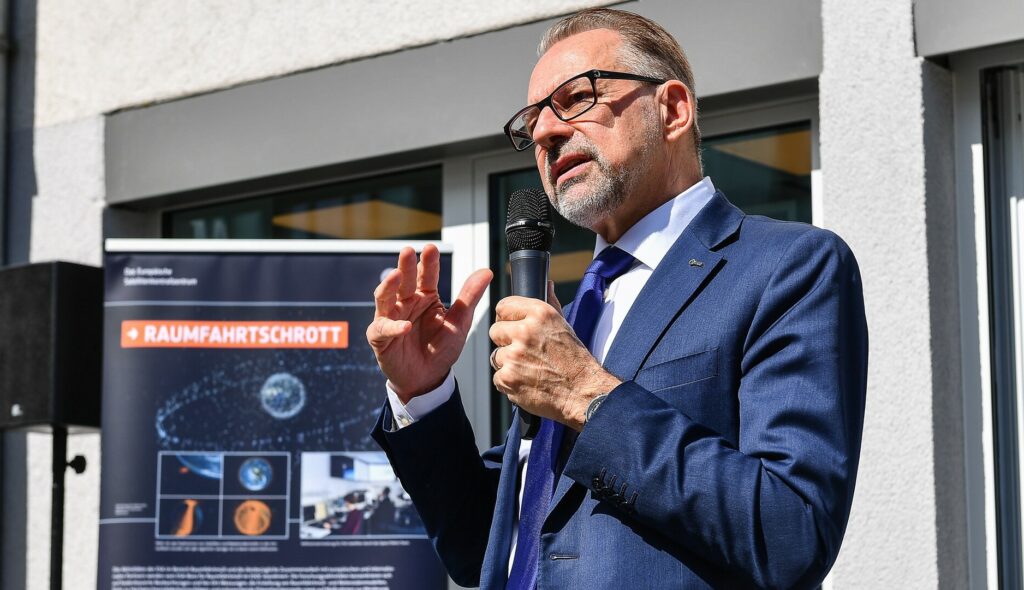 ESA chief: European astronaut to walk on the moon within decade