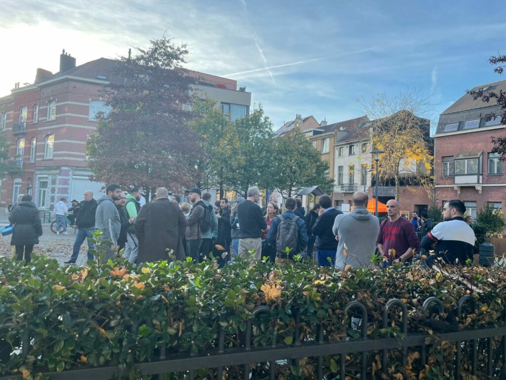 Schaerbeek residents demonstrate in favour of Good Move traffic plan