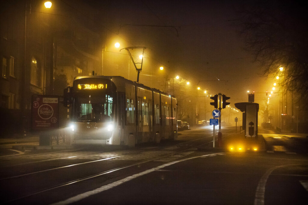Reduced visibility: STIB calls for extra vigilance near trams