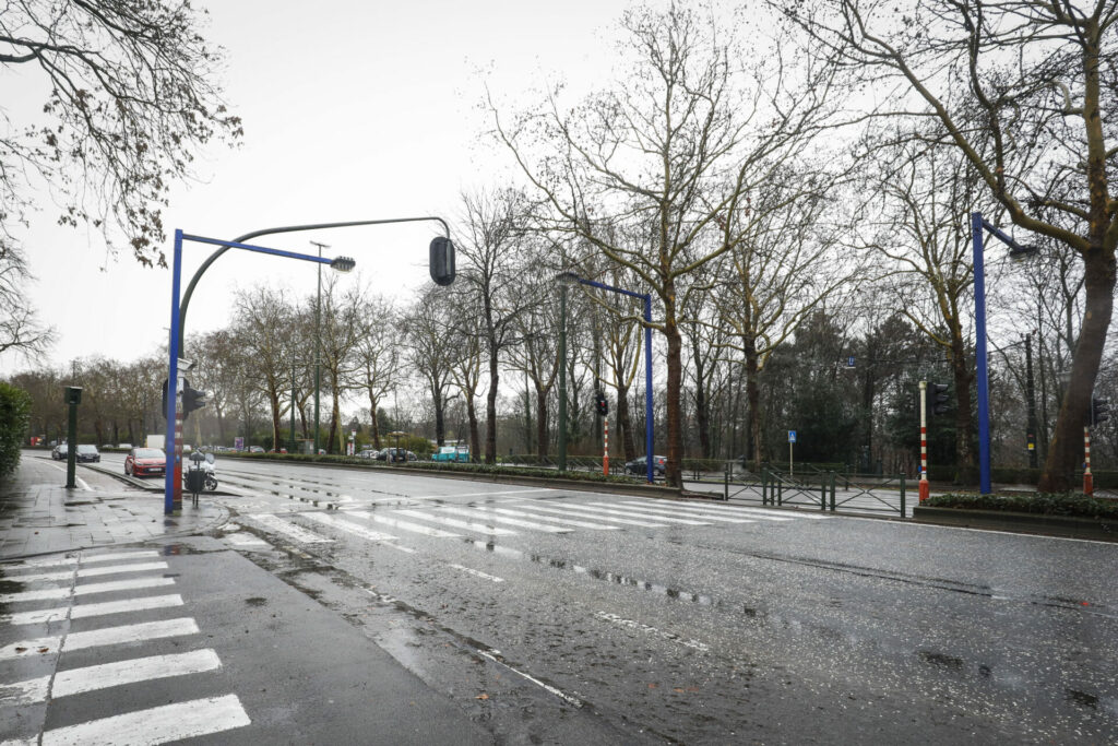 Pedestrian dies after being hit by tram in Schaerbeek