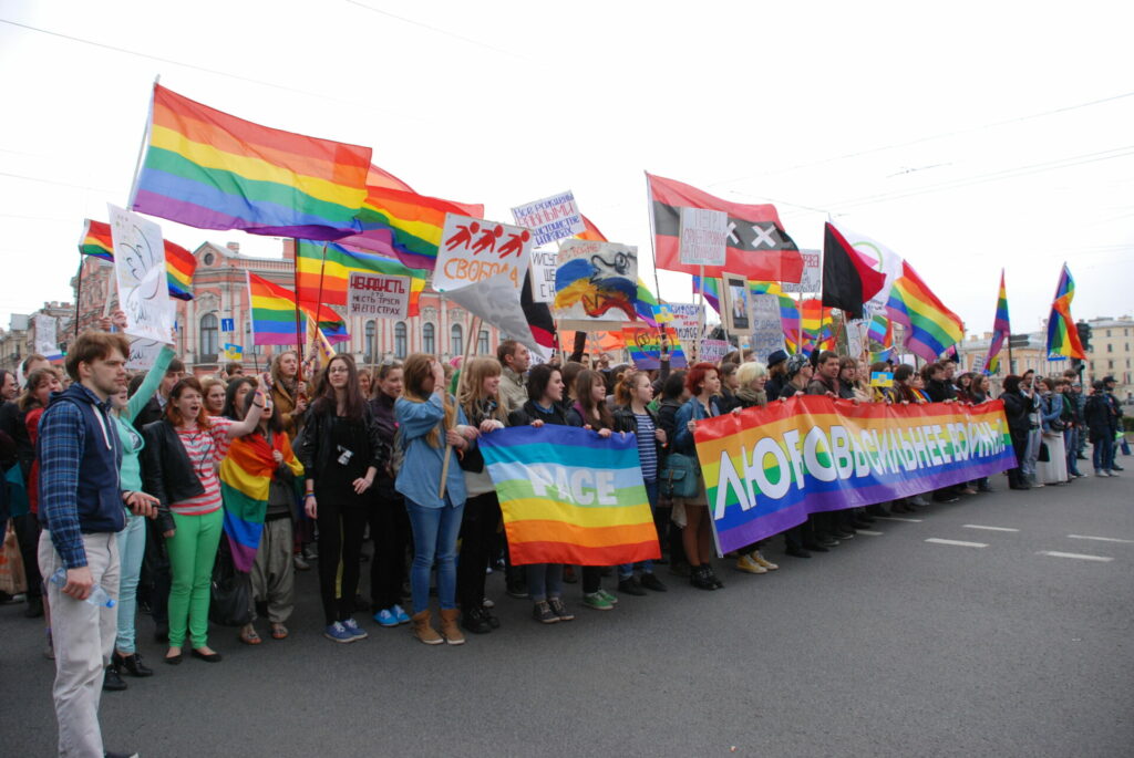 Russian parliament votes to strengthen homophobic laws