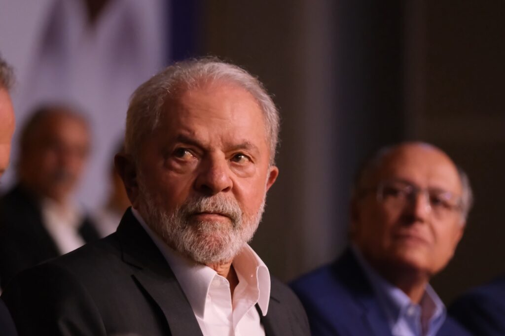 Brazilian elections will go to second round with Lula ahead of Bolsonaro
