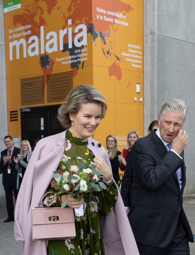 Belgium's royals visit asylum seekers shelter in Rixensart