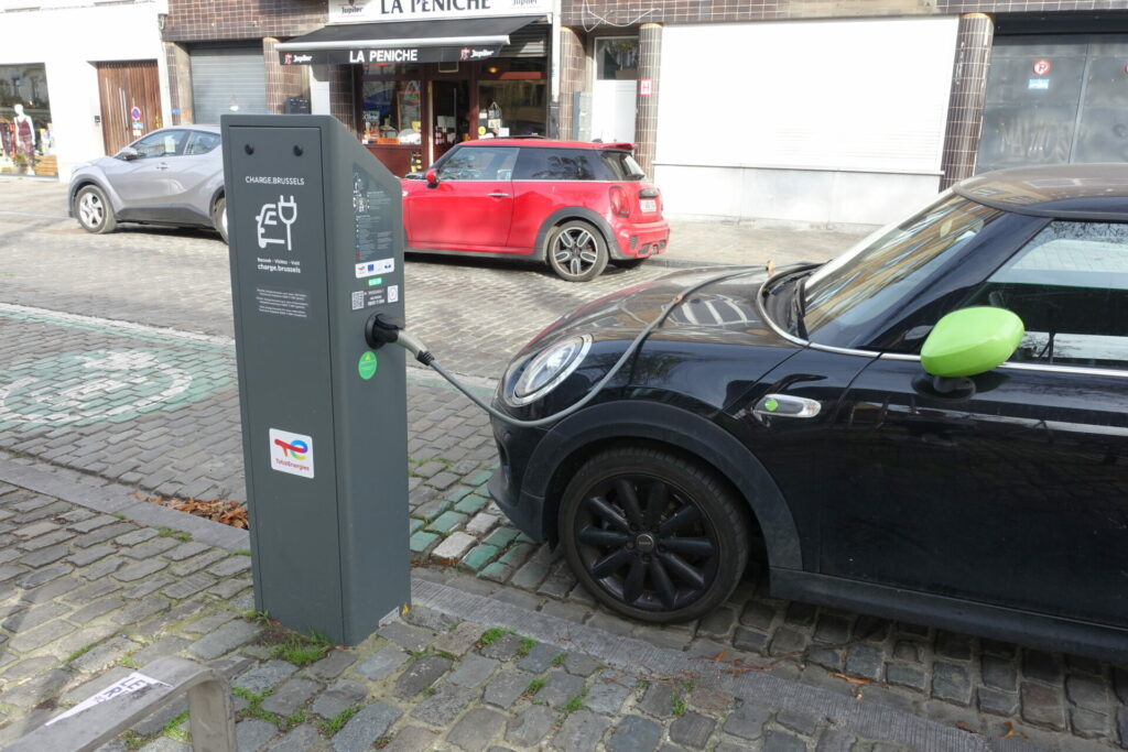 Engie to install nearly 3,000 electric car recharging points in Wallonia