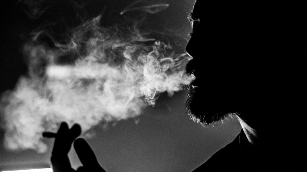 Marijuana smoke more harmful to lungs of tobacco smokers, US study finds