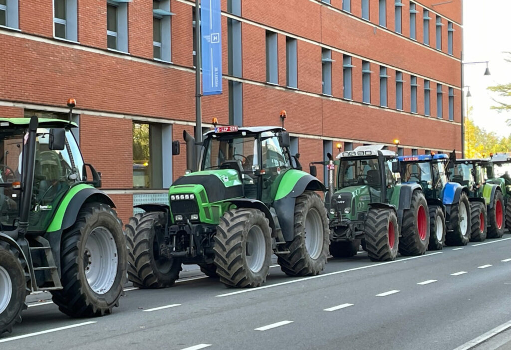 Flemish Land Agency calls for dialogue with protesting farmers