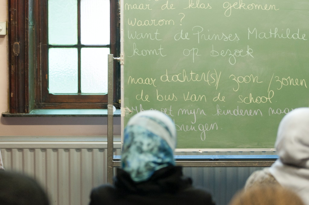 Where to learn French and Dutch as an adult in Belgium