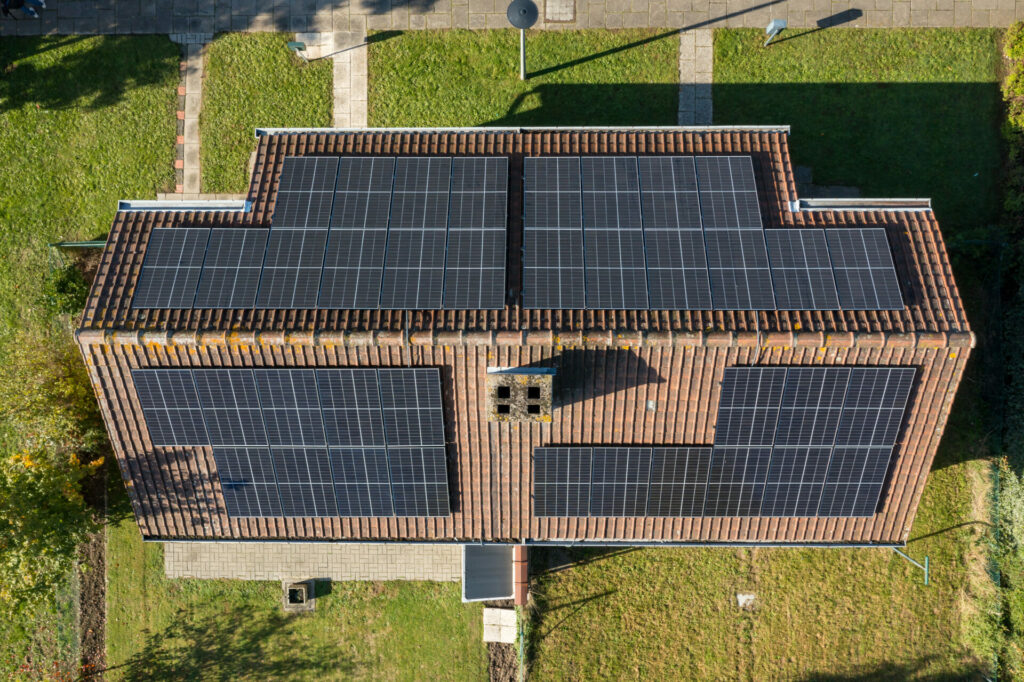 Sibelga to fine Brussels residents for undeclared solar panels, batteries, or chargers