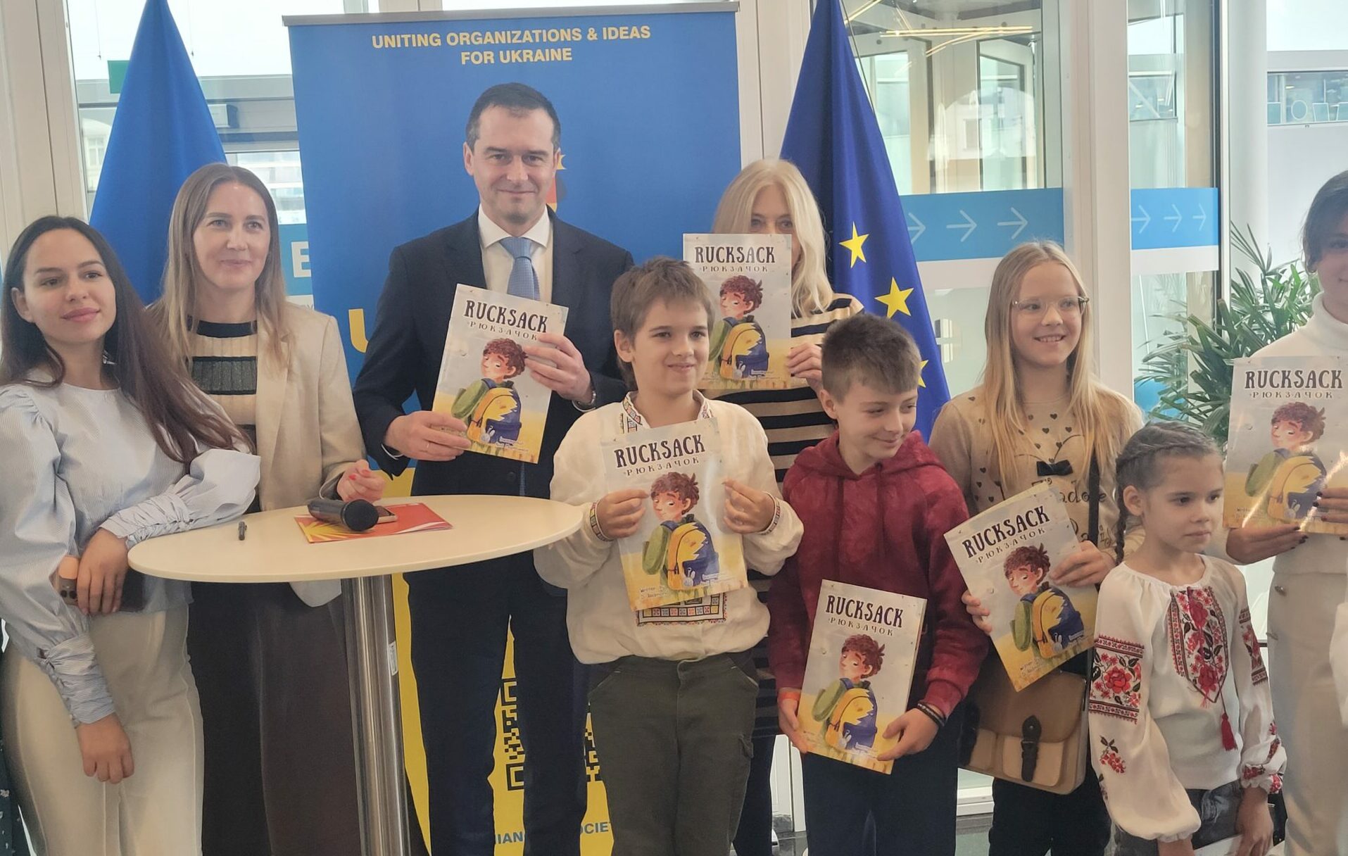 Children's book for displaced Ukrainians unveiled in Brussels