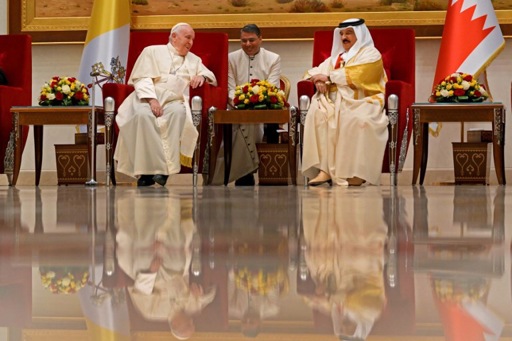 Pope calls for respect for human rights in Bahrain
