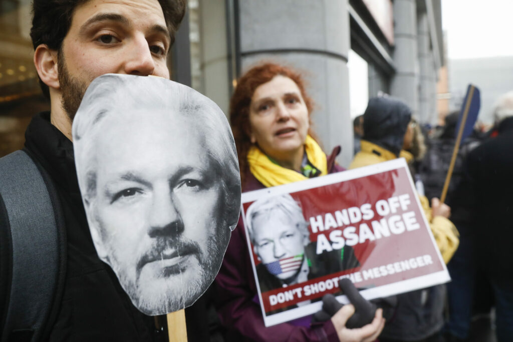 Media organisations call on US to drop charges against Assange